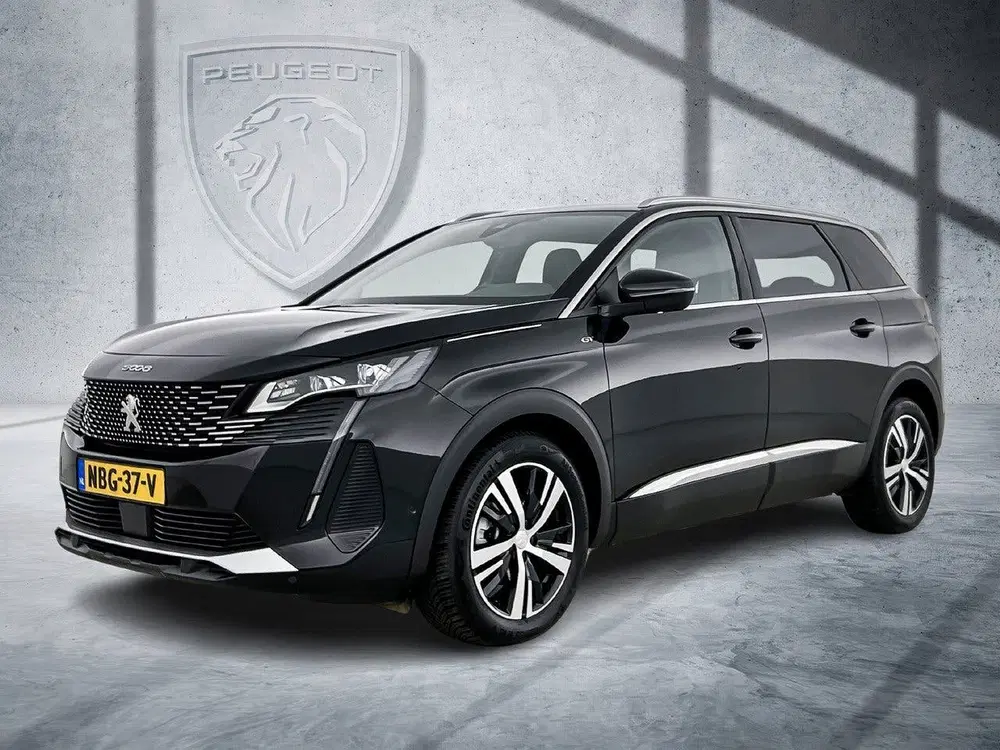 Peugeot 5008 1.2 Hybrid 136 GT uit 2024