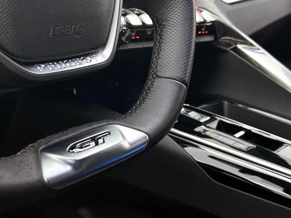 Peugeot 5008 1.2 Hybrid 136 GT uit 2024, foto 10