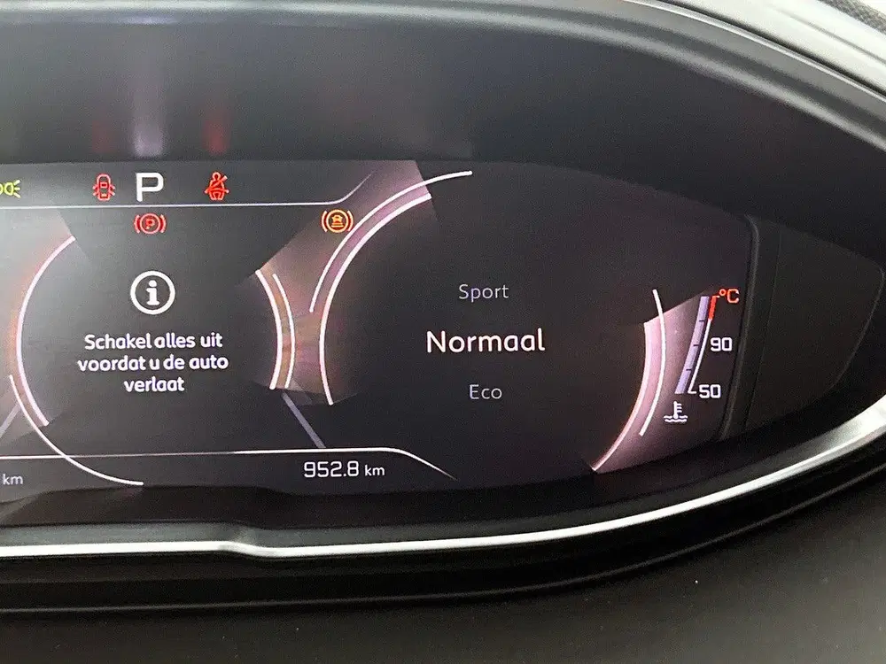 Peugeot 5008 1.2 Hybrid 136 GT uit 2024, foto 12