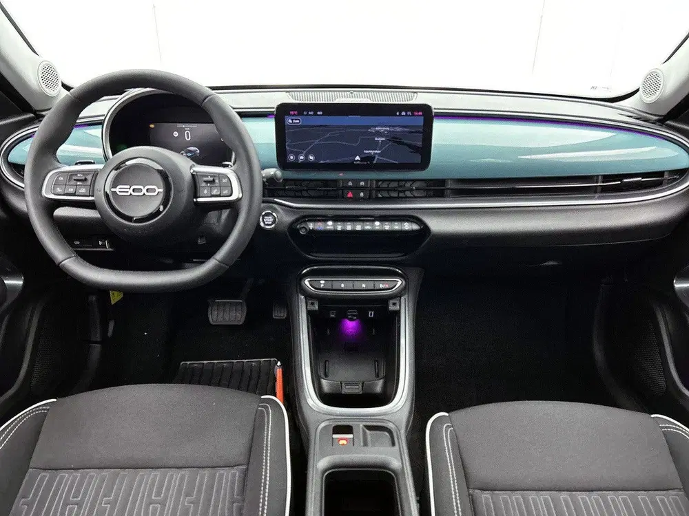 Fiat 600 Urban 110pk Hybrid Automaat uit 2025, foto 11