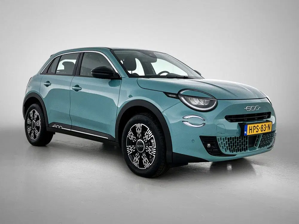 Fiat 600 Urban 110pk Hybrid Automaat uit 2025, foto 7