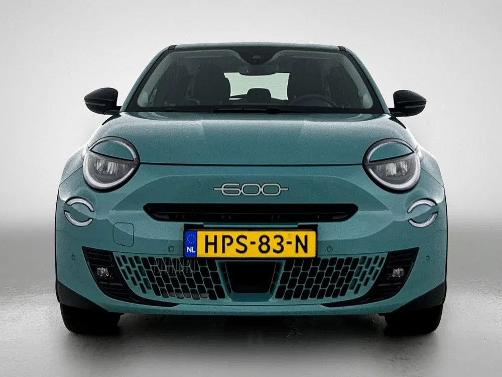 Fiat 600 Urban 110pk Hybrid Automaat uit 2025, foto 8