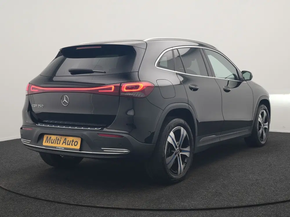 Mercedes-Benz EQA 250 Luxury Line 67 kWh 190pk Dealer O.H uit 2023, foto 3