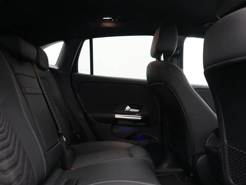 Mercedes-Benz EQA 250 Luxury Line 67 kWh 190pk Dealer O.H uit 2023, foto 6