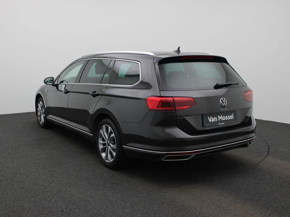 Volkswagen Passat 1.4 TSI DSG6 GTE Business uit 2022, foto 2