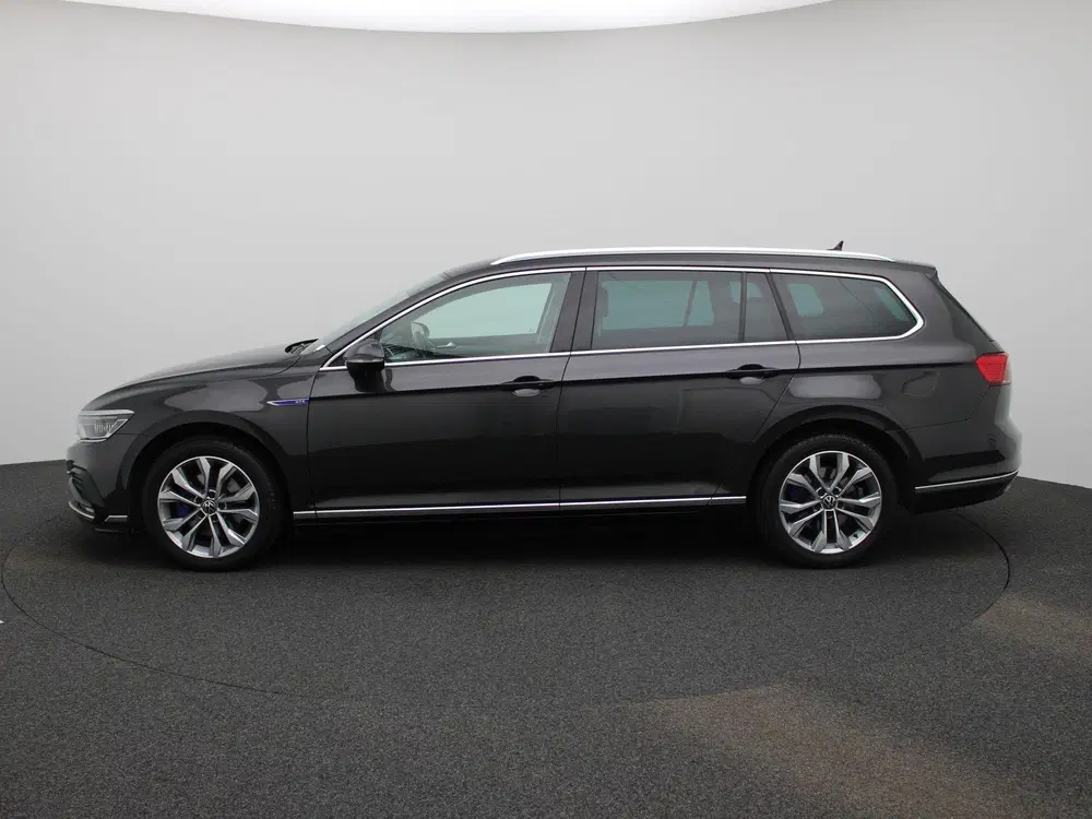 Volkswagen Passat 1.4 TSI DSG6 GTE Business uit 2022, foto 4