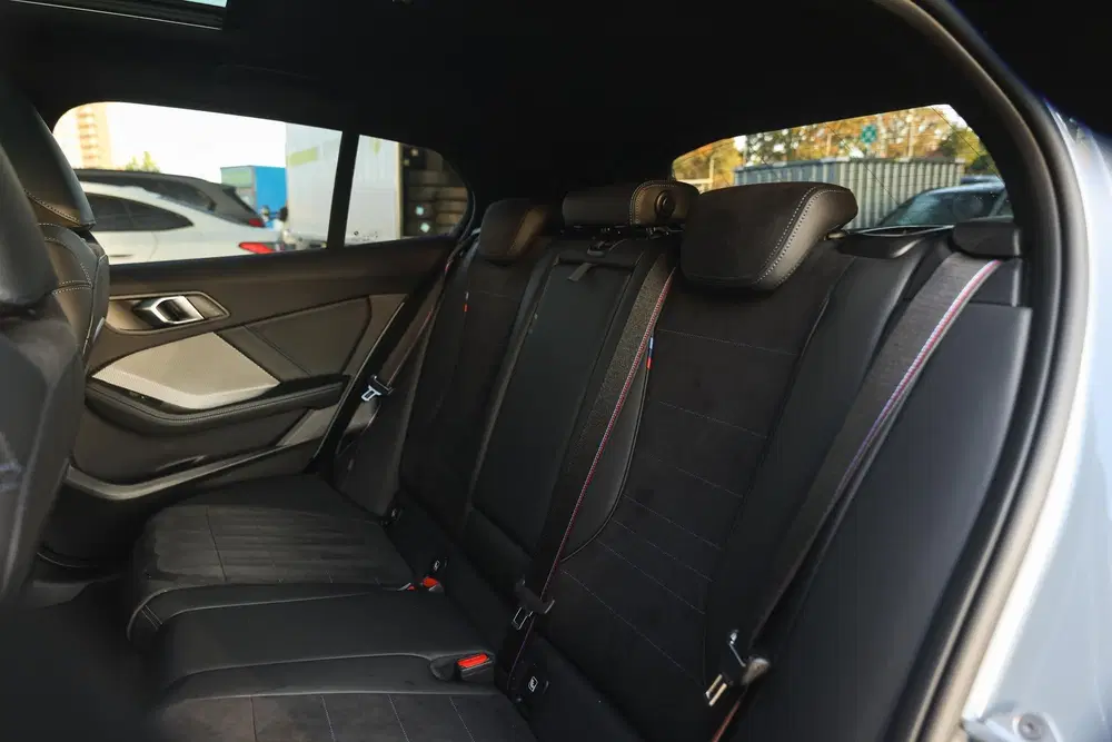 BMW 1-serie 120 M Sport Automaat uit 2026, foto 12