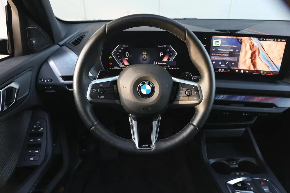 BMW 1-serie 120 M Sport Automaat uit 2026, foto 4