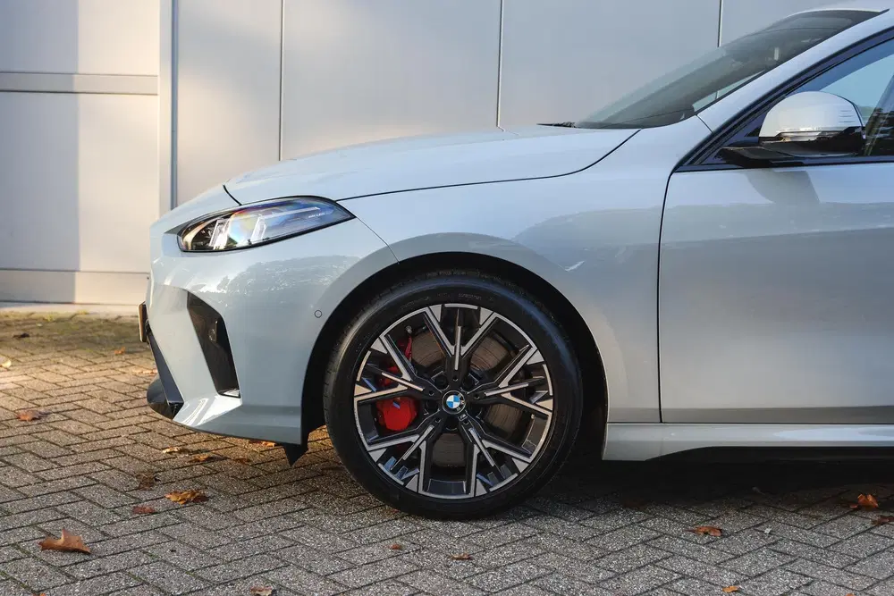 BMW 1-serie 120 M Sport Automaat uit 2026, foto 5
