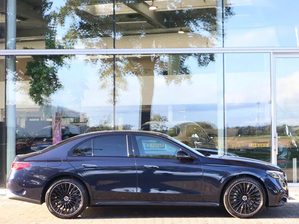 Mercedes-Benz E-Klasse 300 e AMG Line uit 2026, foto 5