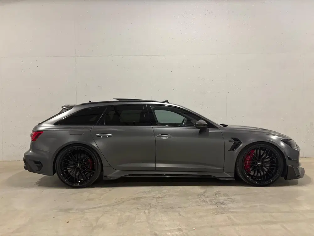 Audi RS6 1 uit 2020, foto 2