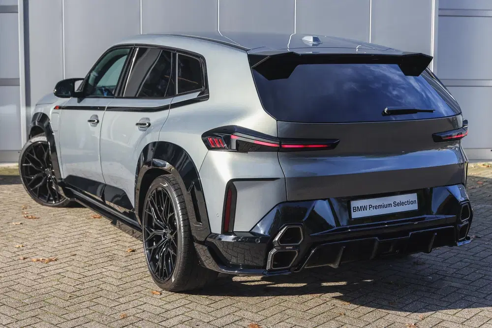 BMW XM PHEV uit 2024, foto 2