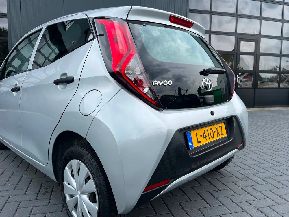 Toyota Aygo 1.0 VVT-i x-fun NLAuto uit 2021, foto 9