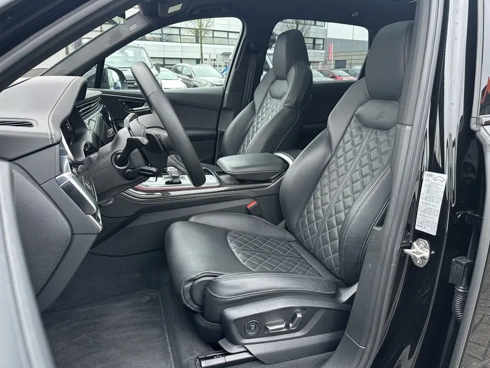 Audi Q7 55 TFSI quattro competition plus Massage 7 uit 2023, foto 2