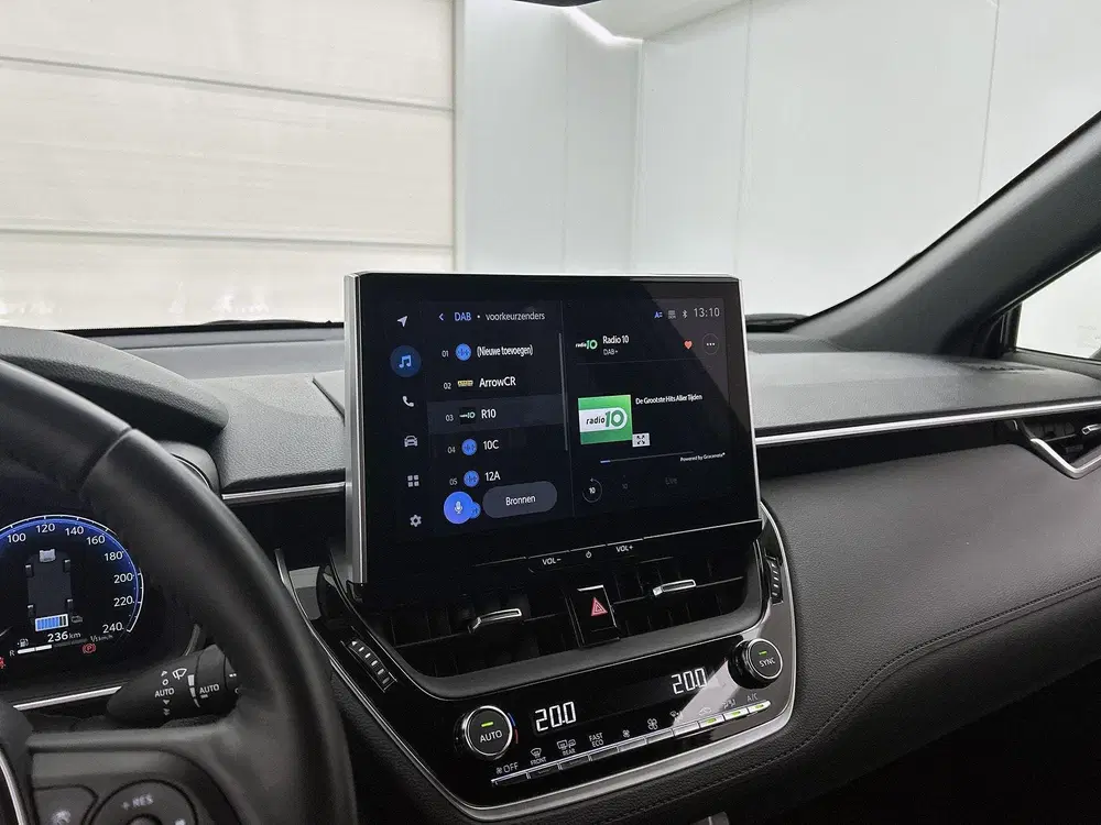 Toyota Corolla Cross Hybrid 140 Business Plus uit 2023, foto 14
