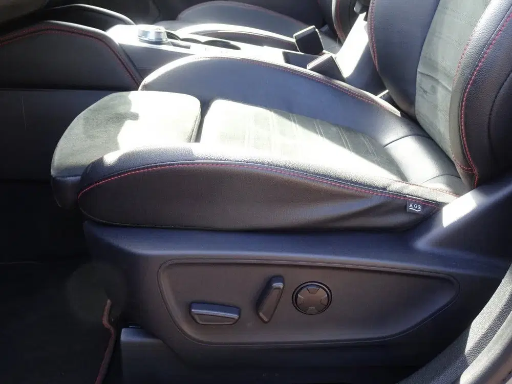 Ford Kuga 2.5 PHEV ST-Line X met Panodak AGR Stoelen uit 2023, foto 10