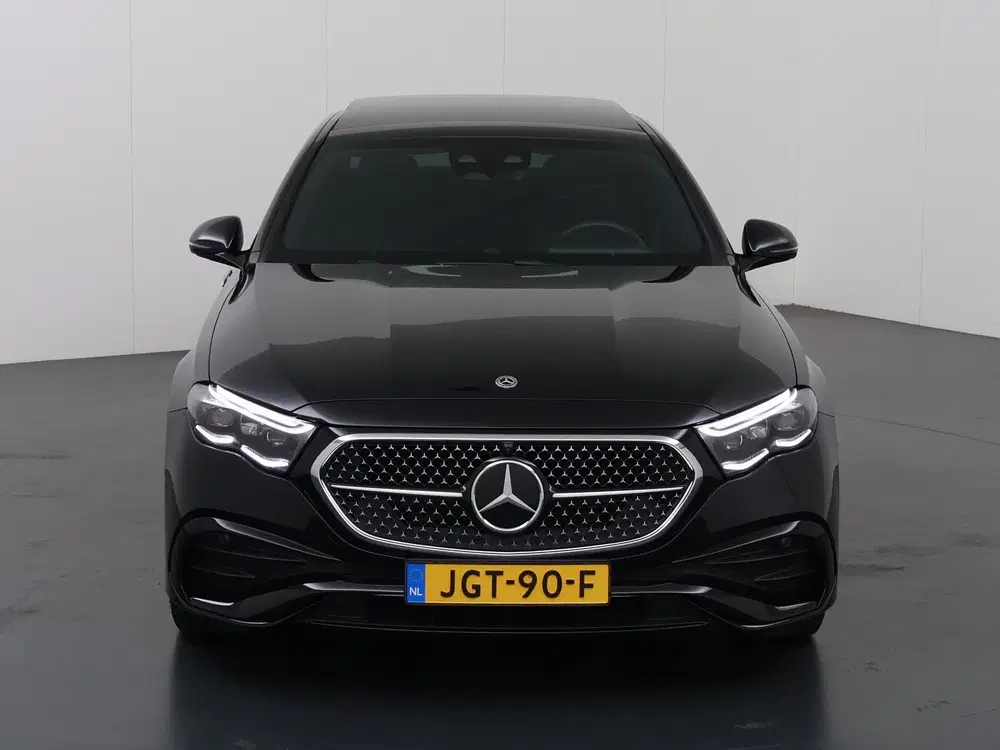 Mercedes-Benz E-Klasse 300e Sport Edition uit 2026, foto 3