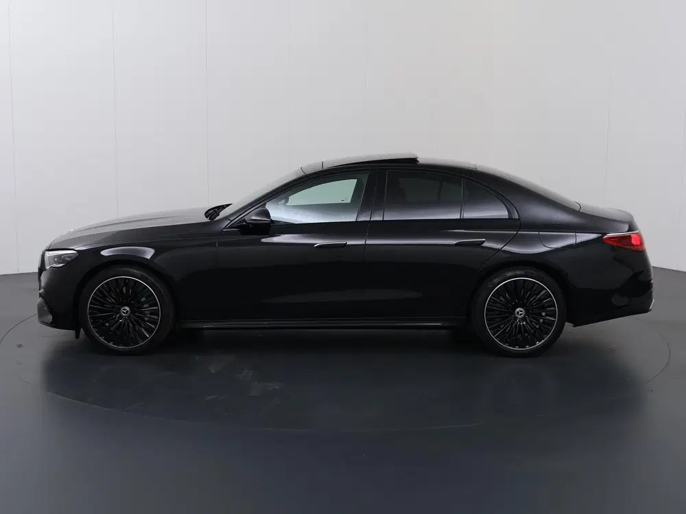Mercedes-Benz E-Klasse 300e Sport Edition uit 2026, foto 5