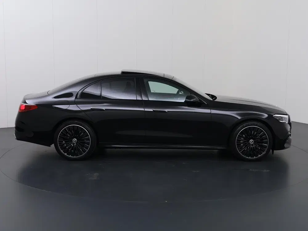 Mercedes-Benz E-Klasse 300e Sport Edition uit 2026, foto 6