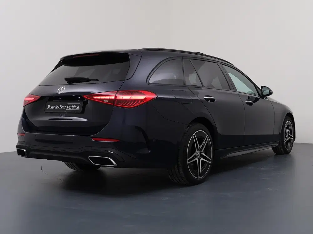 Mercedes-Benz C-Klasse 300 e AMG Line uit 2022, foto 2