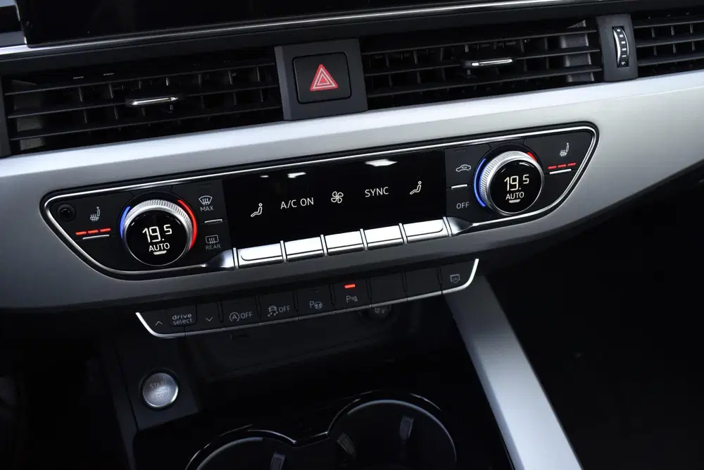 Audi A4 35 TFSI Advanced Edition Carplay NAP uit 2023, foto 8