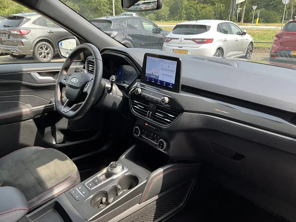 Ford Kuga 2.5 PHEV ST-Line X SOH 87 uit 2023, foto 10