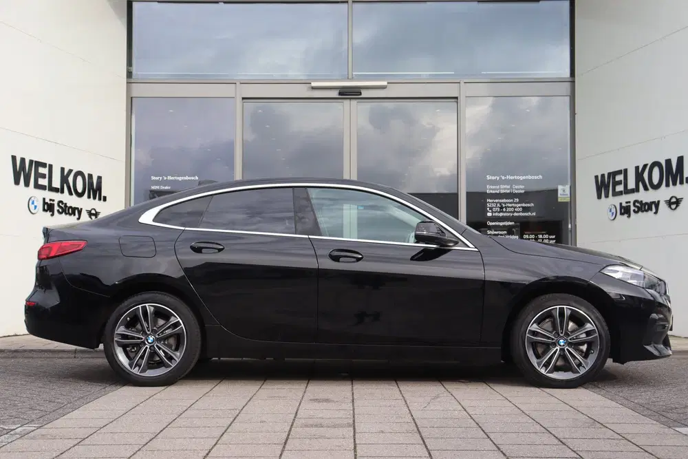 BMW 2-serie Coupé 218i Sport Line Automaat uit 2023, foto 11
