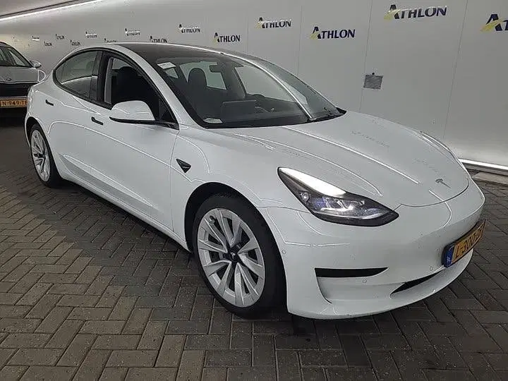 Tesla Model 3 uit 2021