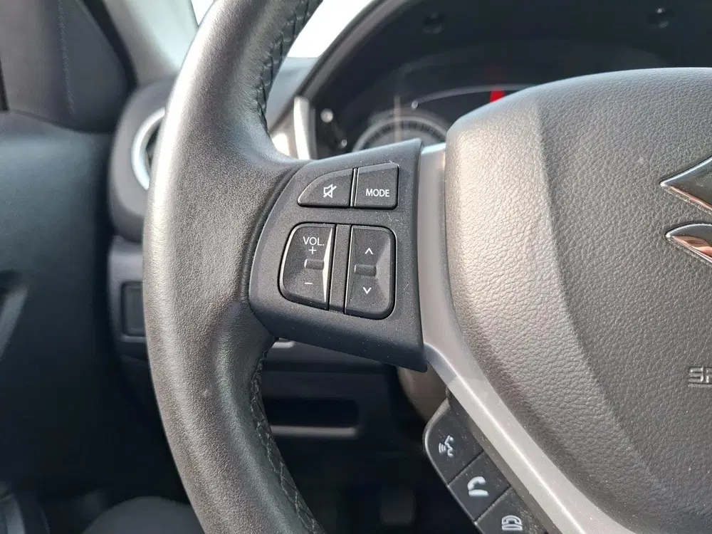 Suzuki Vitara 1.4 Boosterjet Stijl uit 2019, foto 14