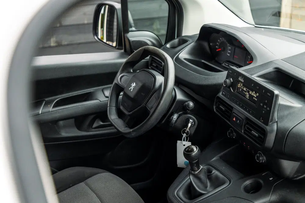 Peugeot Partner 1.5 BlueHDI Pro I Trekhaak I imperial I de uit 2020, foto 2
