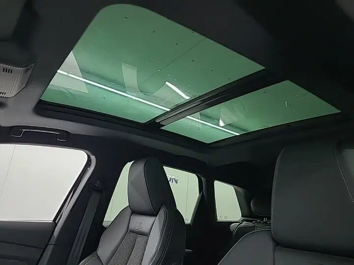Audi Q4 e-tron 35 SOH 93% S-Line Competition PANO CAMERA uit 2021, foto 11