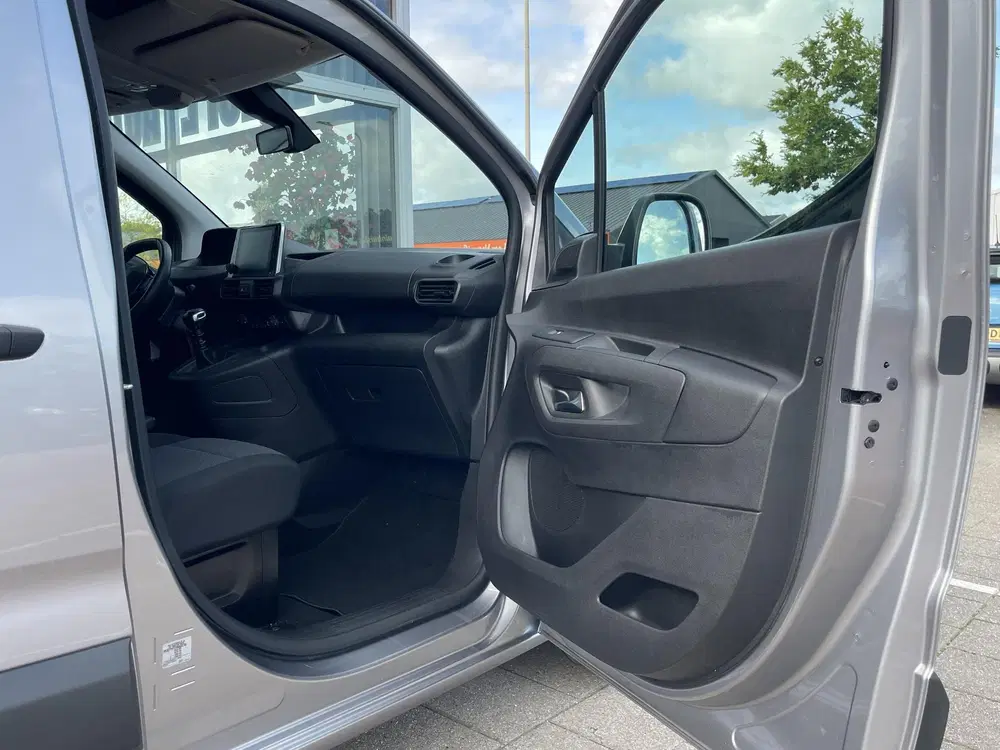Peugeot Partner 1.5 BlueHDi 100 S&S L1 uit 2023, foto 10