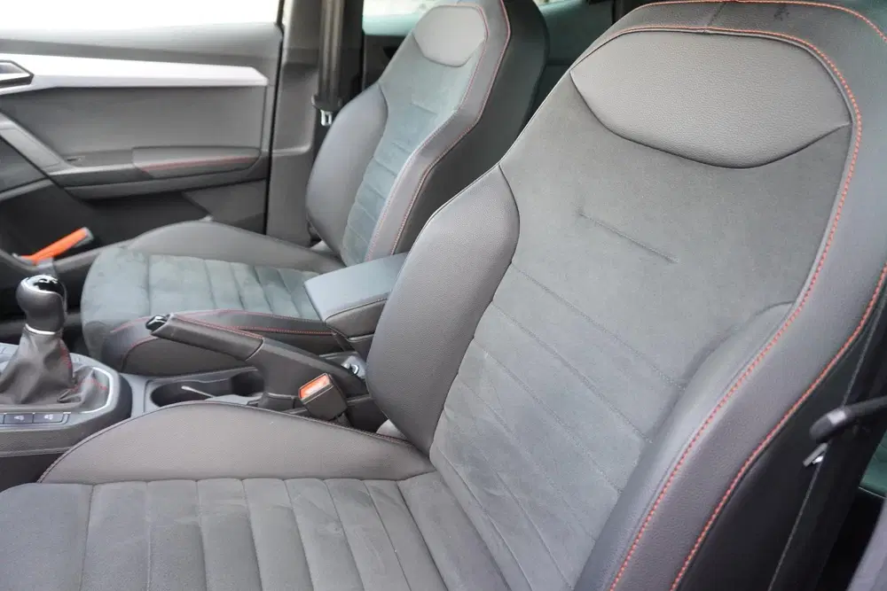 SEAT Ibiza 1.0 EcoTSI 95pk FR Business Intense uit 2023, foto 4