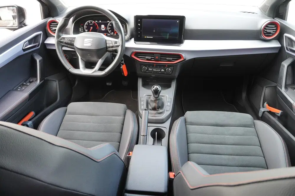 SEAT Ibiza 1.0 EcoTSI 95pk FR Business Intense uit 2023, foto 5