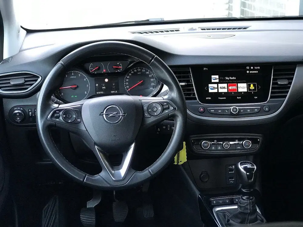 Opel Crossland 1.2 Turbo Edition uit 2021, foto 15