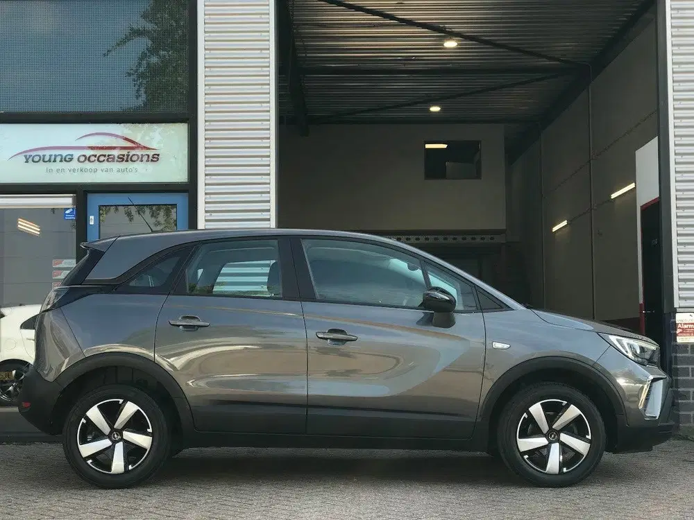 Opel Crossland 1.2 Turbo Edition uit 2021, foto 2