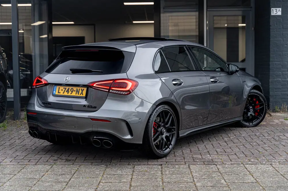 Mercedes-Benz A-Klasse AMG 45 S 4MATIC+ uit 2021, foto 2