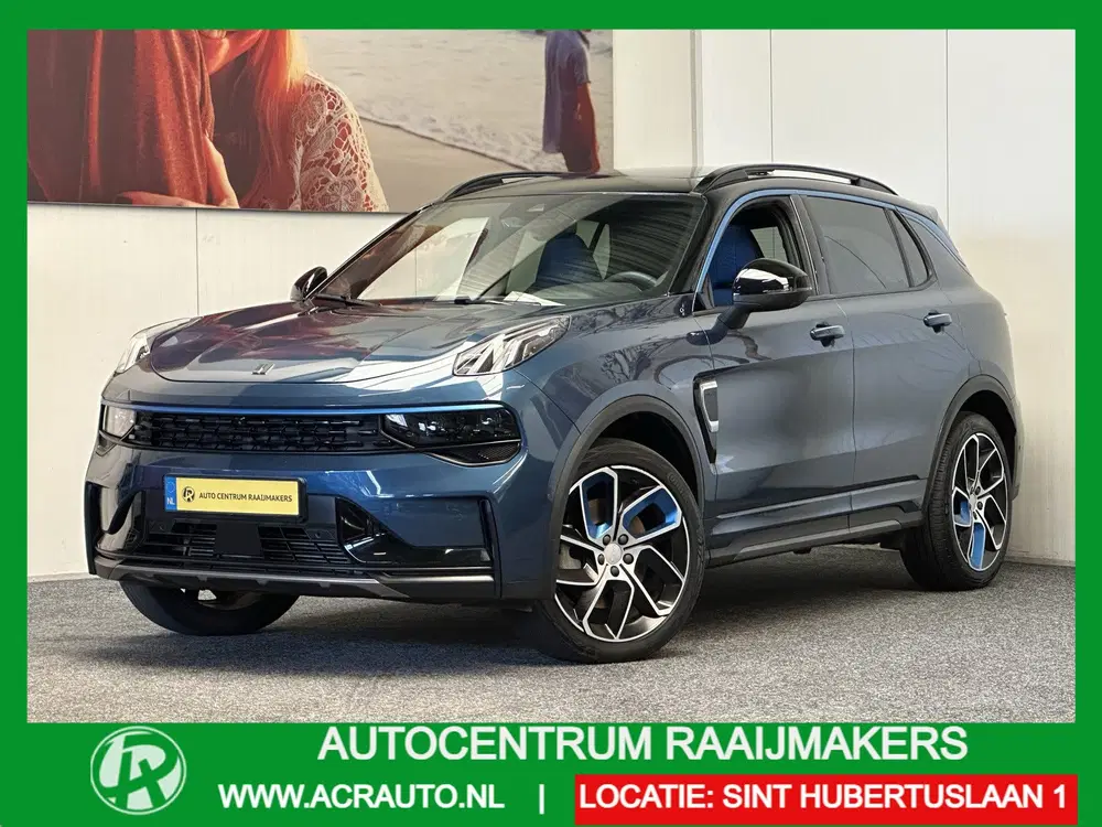 Lynk & Co 01 1.5 6.6kW MY 2023 ZWARTE HEMEL 360 CAMERA uit 2023
