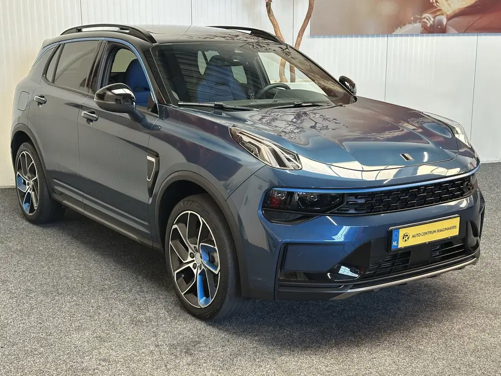 Lynk & Co 01 1.5 6.6kW MY 2023 ZWARTE HEMEL 360 CAMERA uit 2023, foto 2