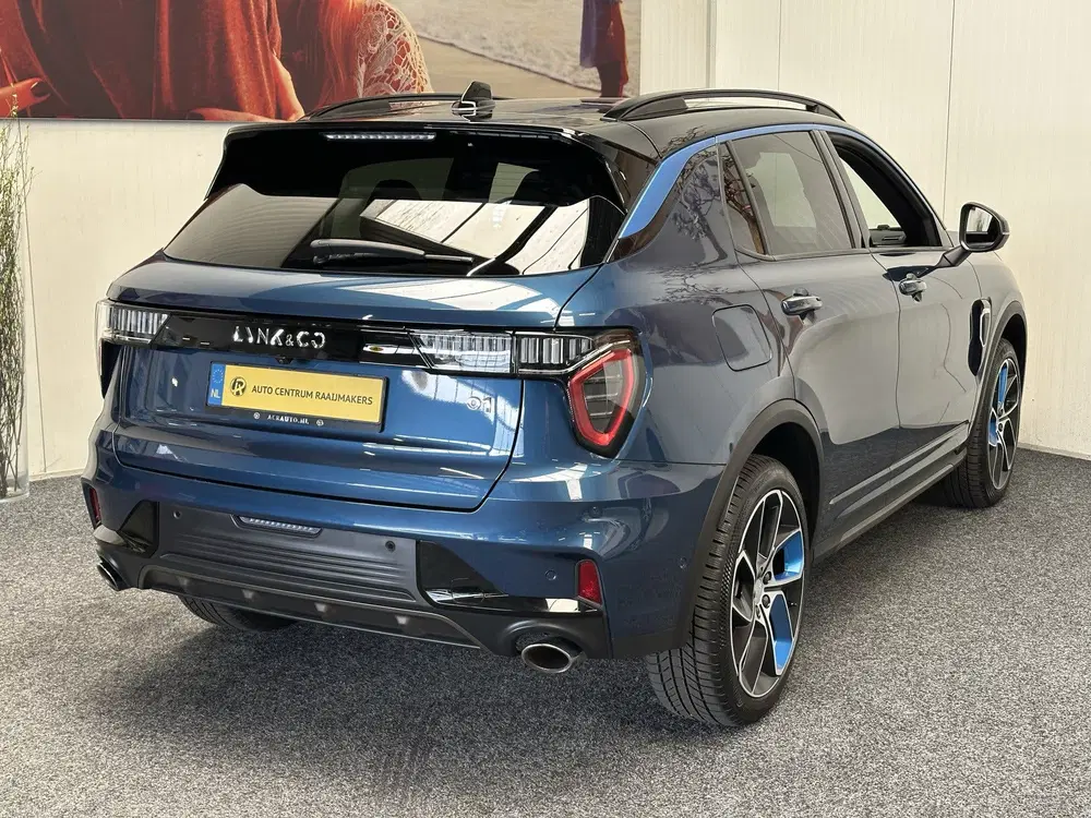 Lynk & Co 01 1.5 6.6kW MY 2023 ZWARTE HEMEL 360 CAMERA uit 2023, foto 8