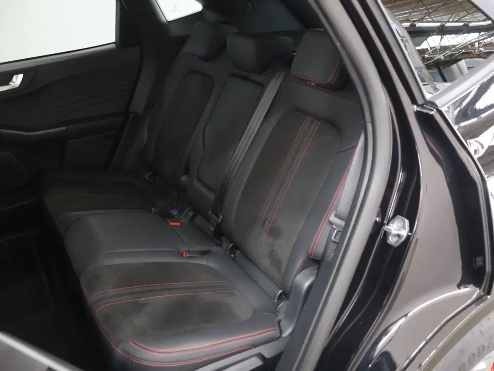Ford Kuga 2.5 PHEV ST-Line X uit 2025, foto 11