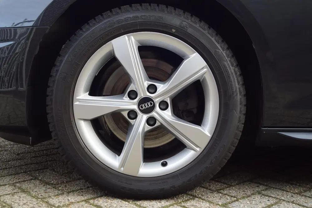 Audi A4 35 TFSI Advanced Edition Autom Sportst Nav uit 2023, foto 11