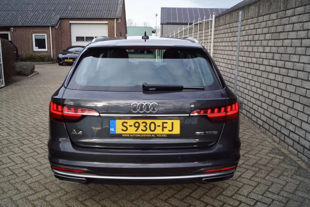 Audi A4 35 TFSI Advanced Edition Autom Sportst Nav uit 2023, foto 5