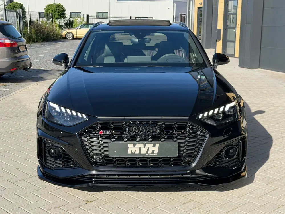 Audi A4 2.9 TFSI RS4 Quattro uit 2020, foto 4