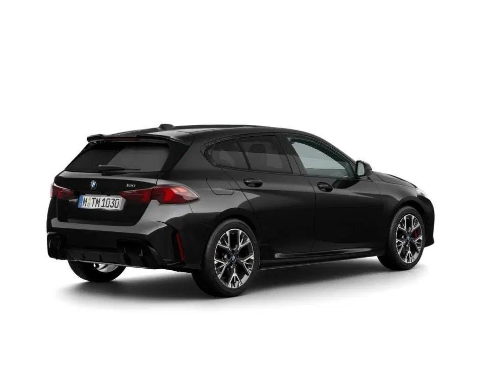 BMW 1-serie 120 uit 2026, foto 2