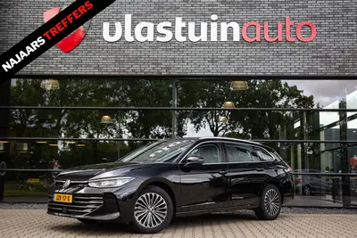 Volkswagen Passat 1.5 eTSI Elegance Business uit 2025