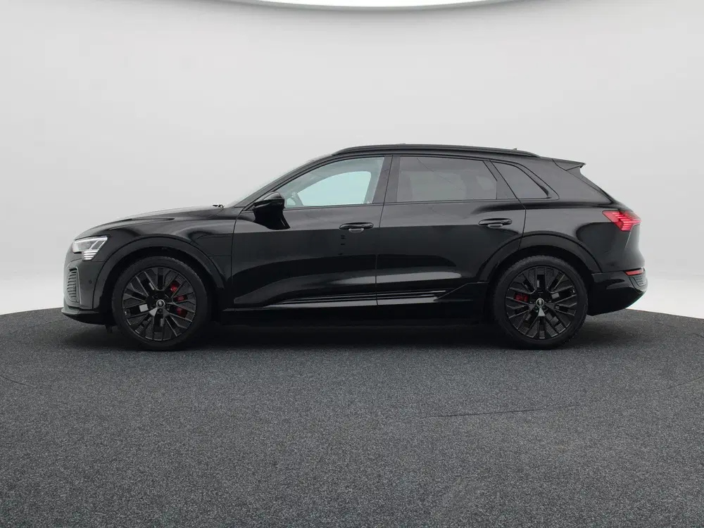Audi Q8 e-tron 55 quattro S Edition 115 kWh 408 Pk uit 2023, foto 10
