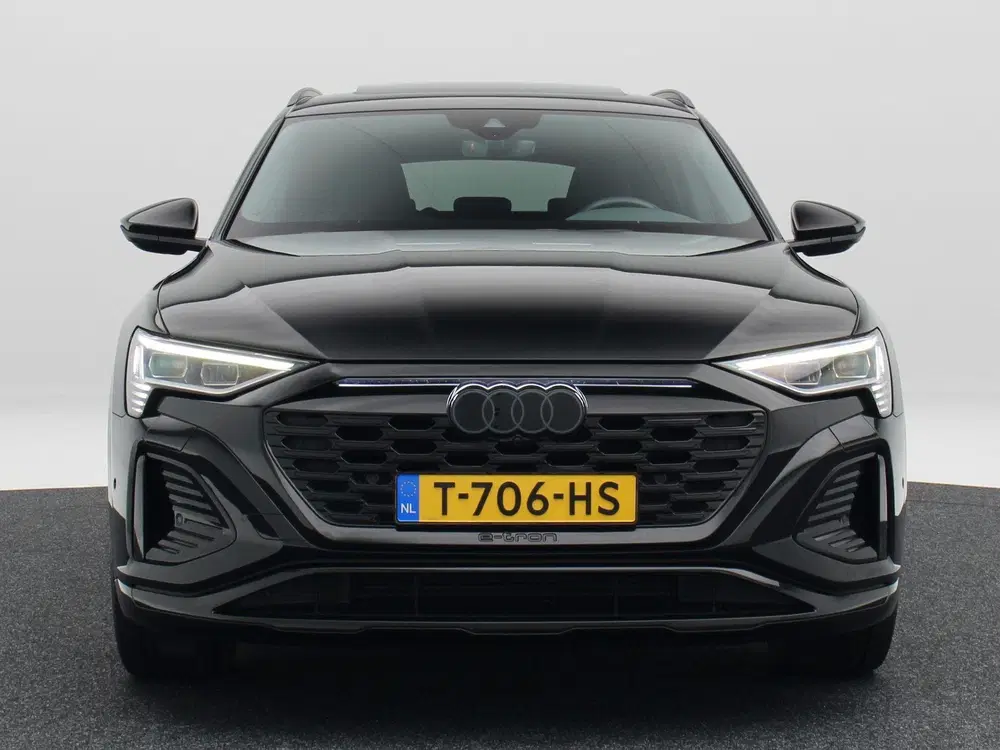 Audi Q8 e-tron 55 quattro S Edition 115 kWh 408 Pk uit 2023, foto 5