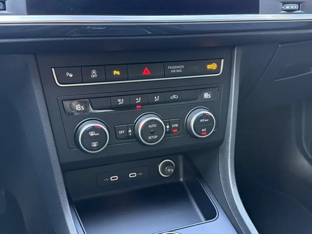 SEAT Ateca 1.5 TSI Style Business Intense uit 2022, foto 15