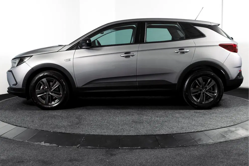 Opel Grandland 1.2 Turbo Edition uit 2022, foto 5